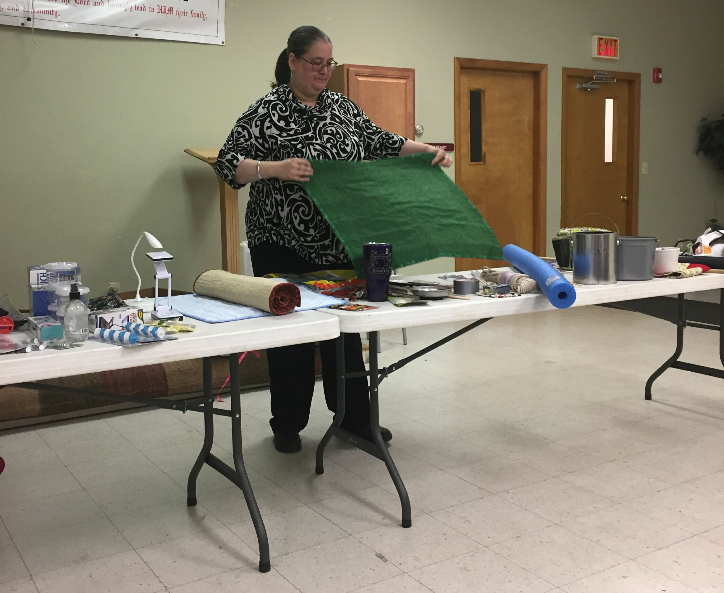 Speaker Jennifer Watchhorn From Hardware Store to Quilt shop