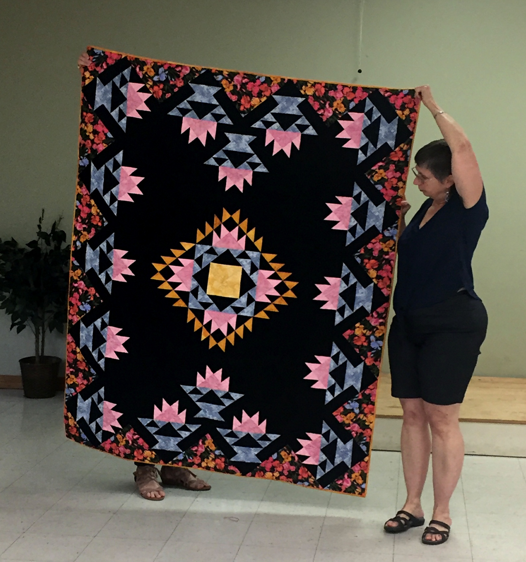 Linda's Flower Garden Quilt