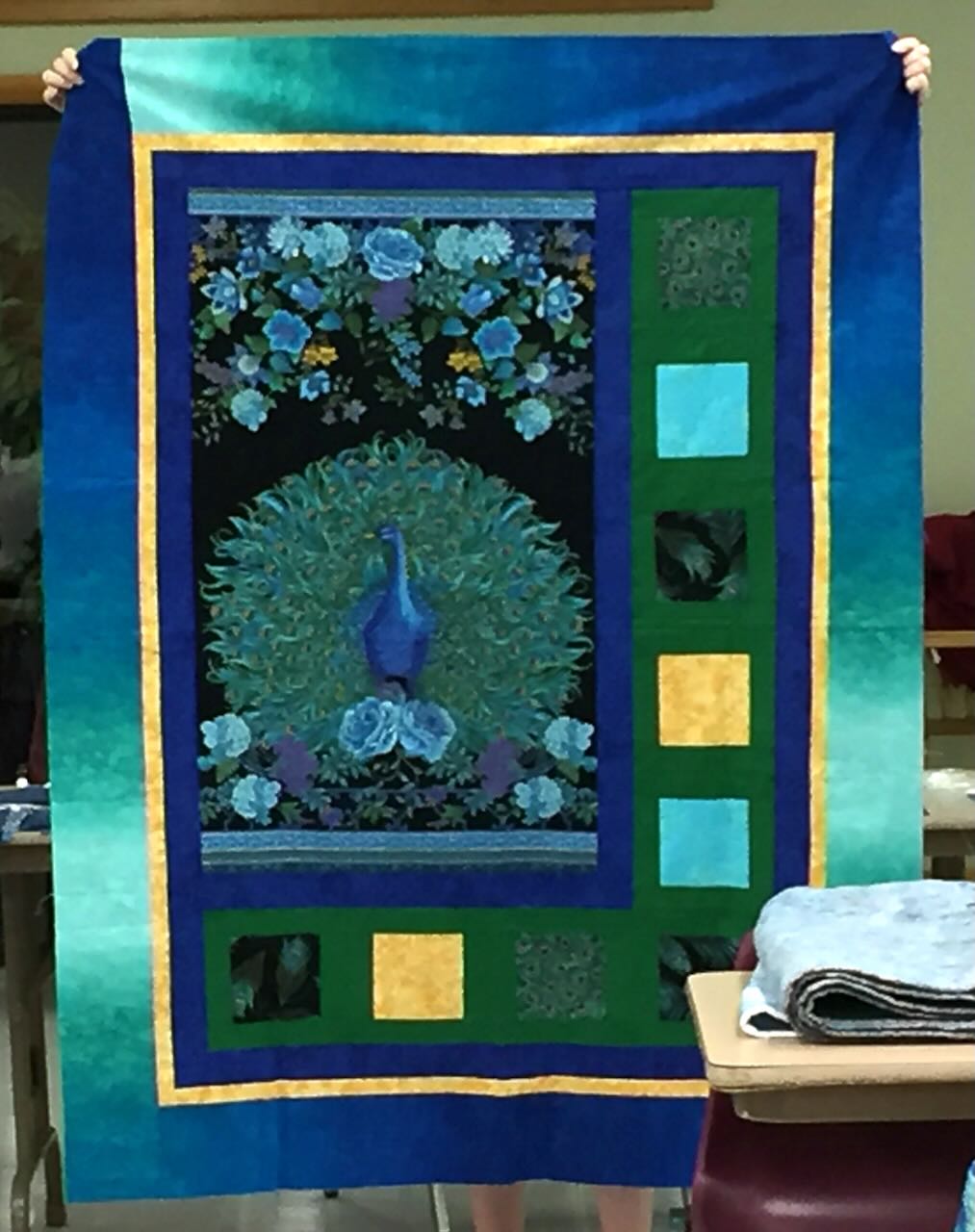 201706_gm_Allison_s Peacock Panel Quilt
