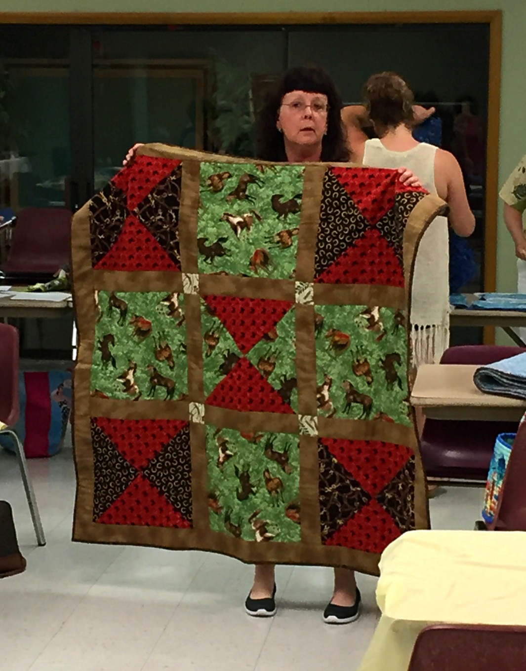 201706_gm_Christa_s Hourglass Quilt