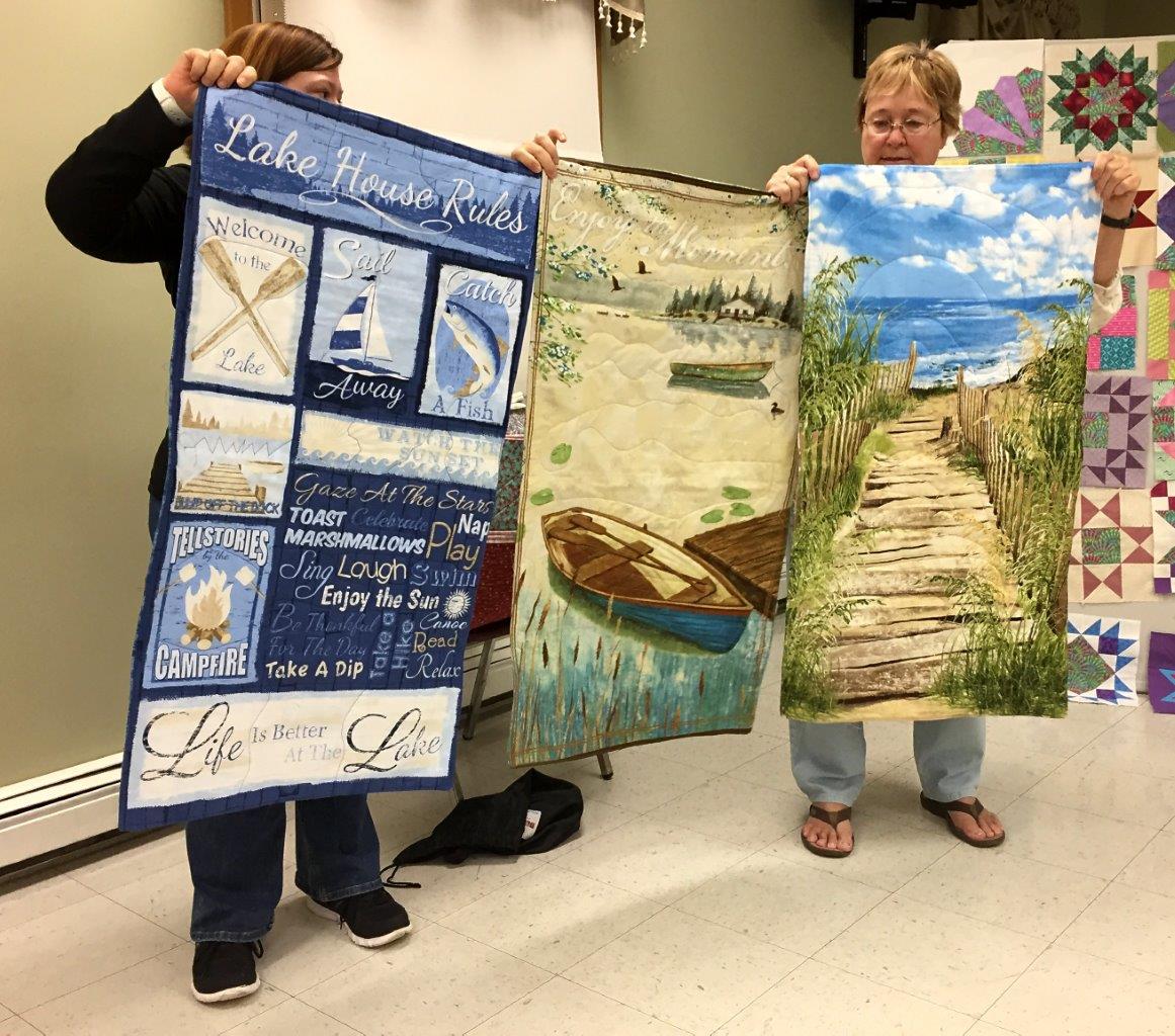 201709_gm_Laurel_s Panel Quilts