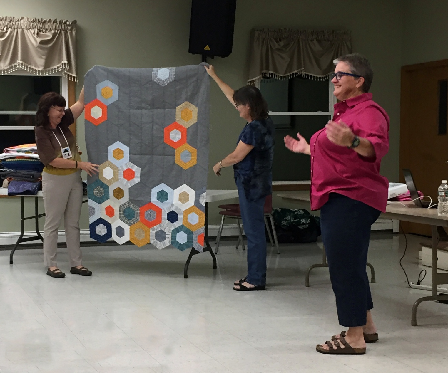 201710_gm_Kathy Graves Quilting Modern