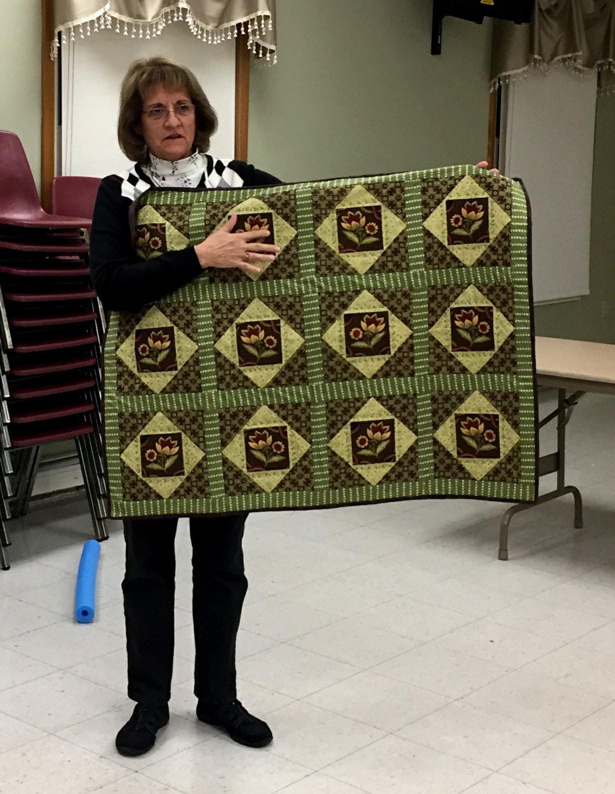 201712_gm_Diane_s Garden Quilt