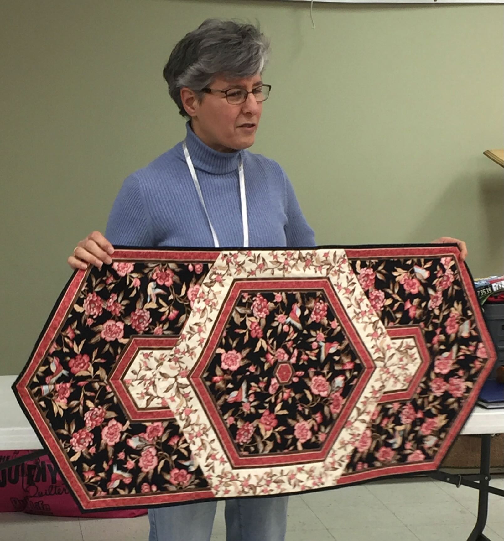 201803_st_Cathy_s Table Runner
