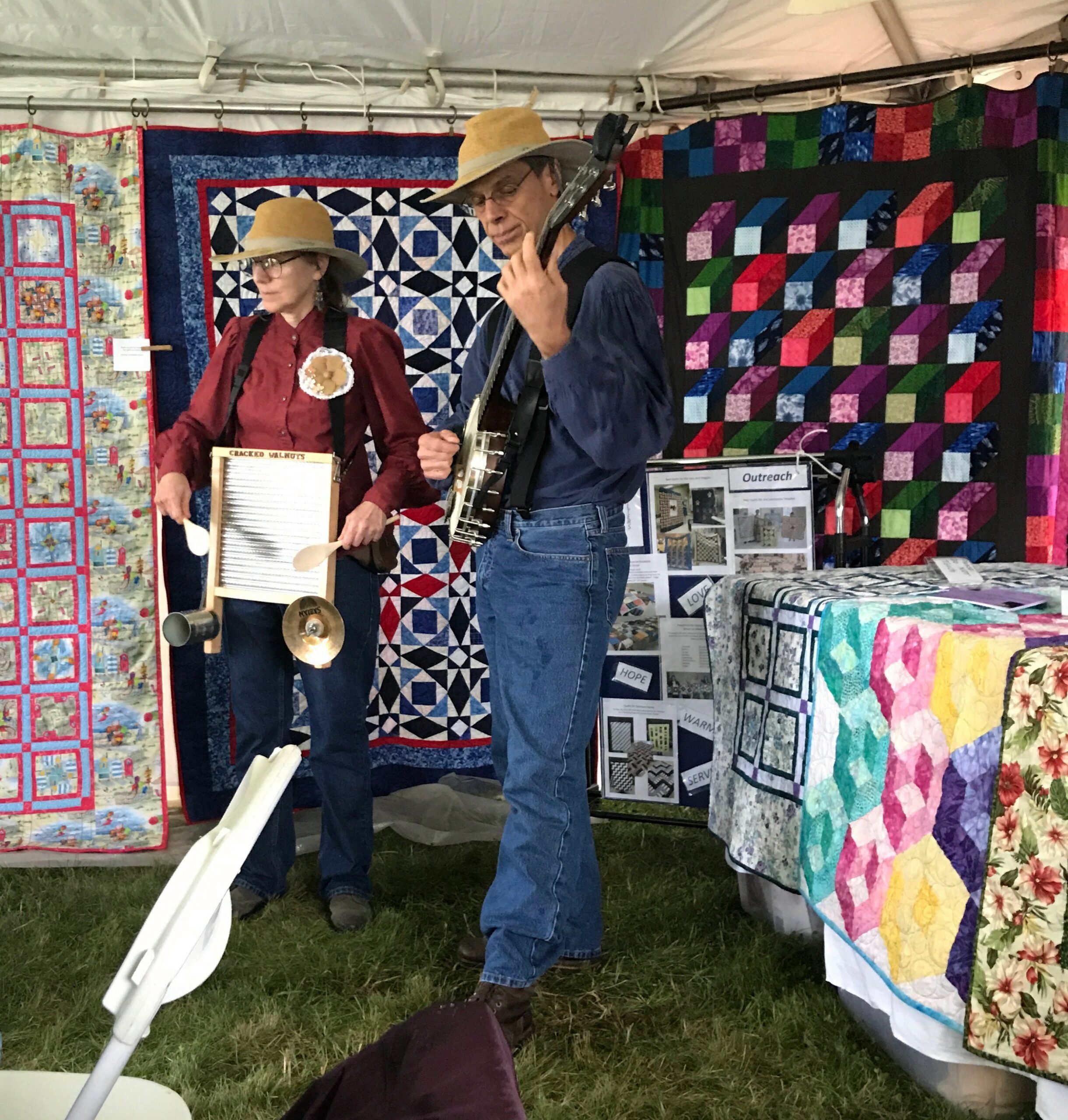 201808_bf_Roving Minstrels