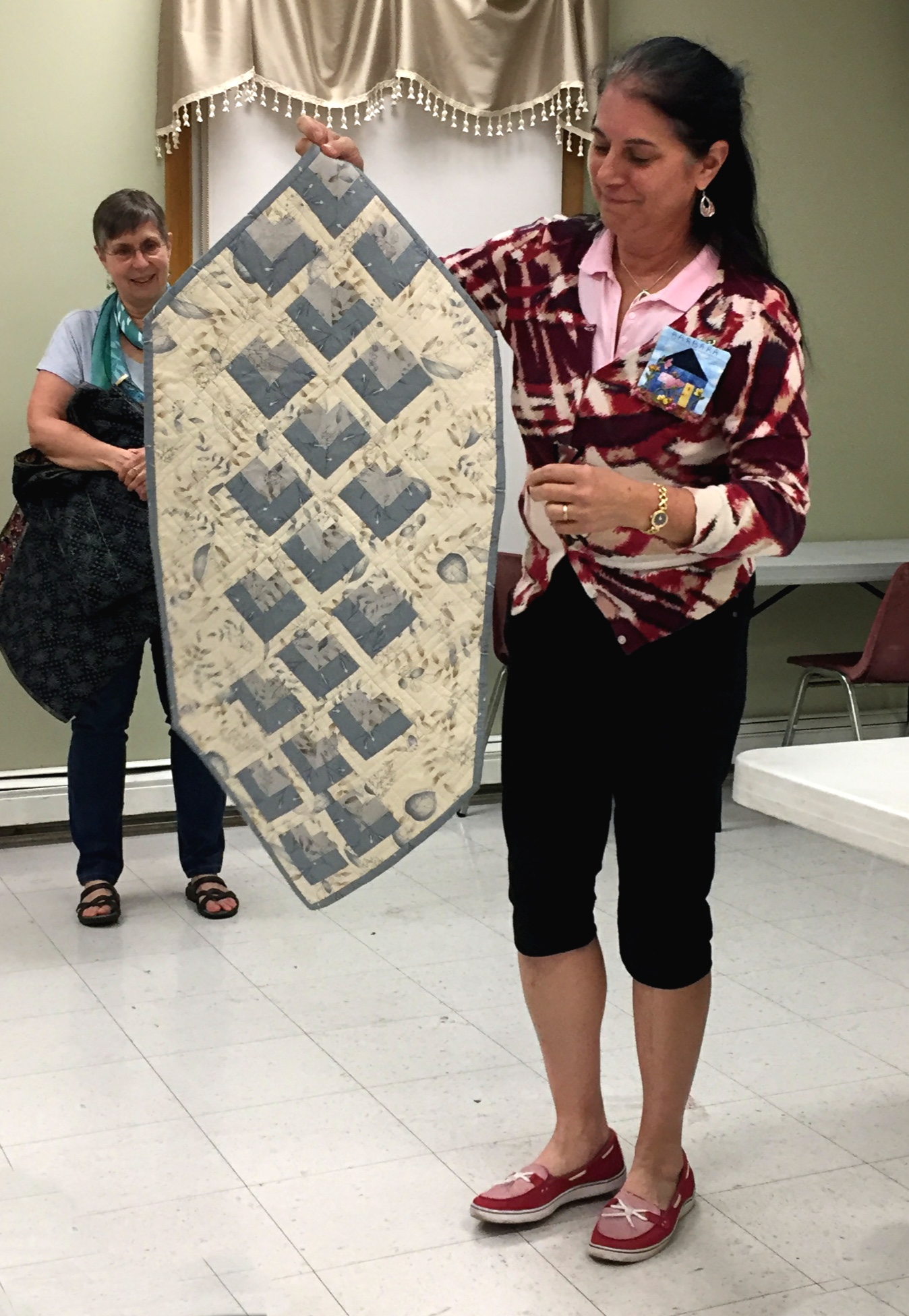 201809_gm_Barbara_s Table Runner