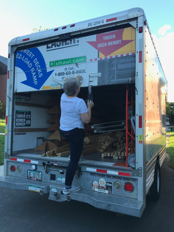 201809_qs_04_Packing the truck