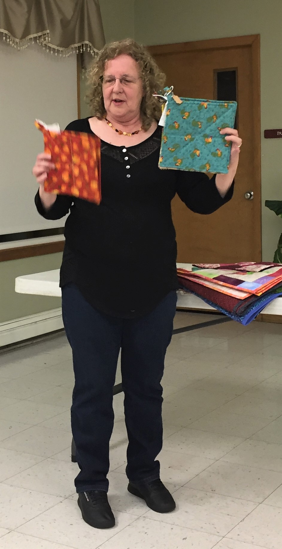 201905_gm_Carol and more pot holders