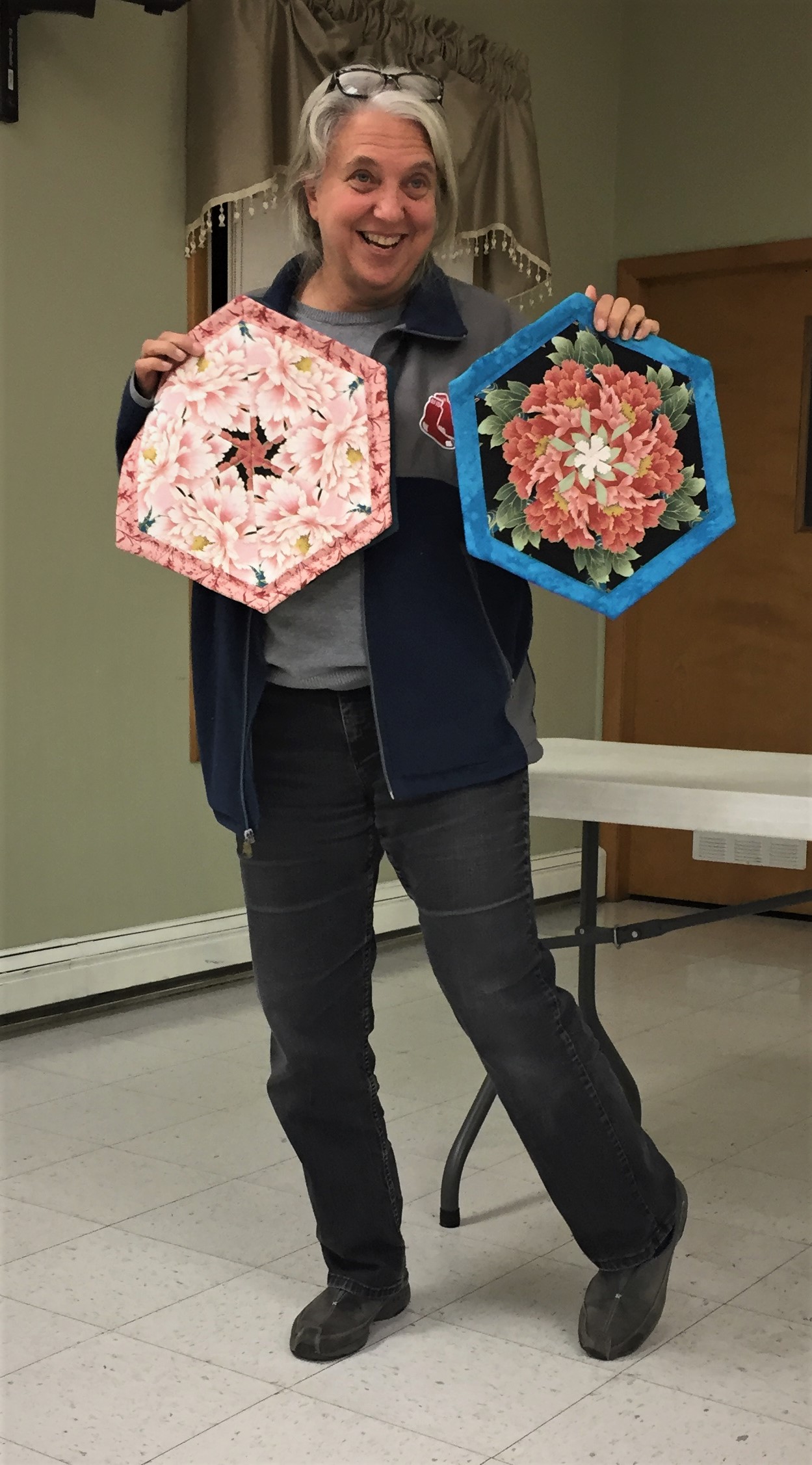 201905_gm_Debby and 6-patch posy pot holders