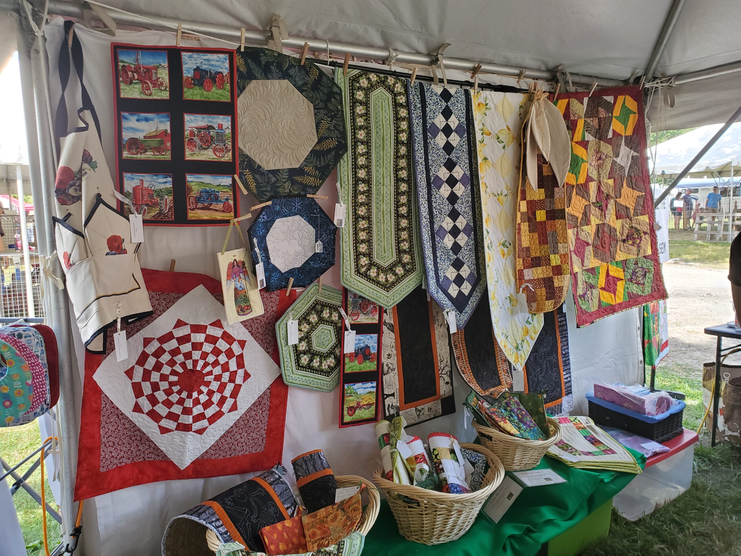 201908_bf_Table Runners for Sale