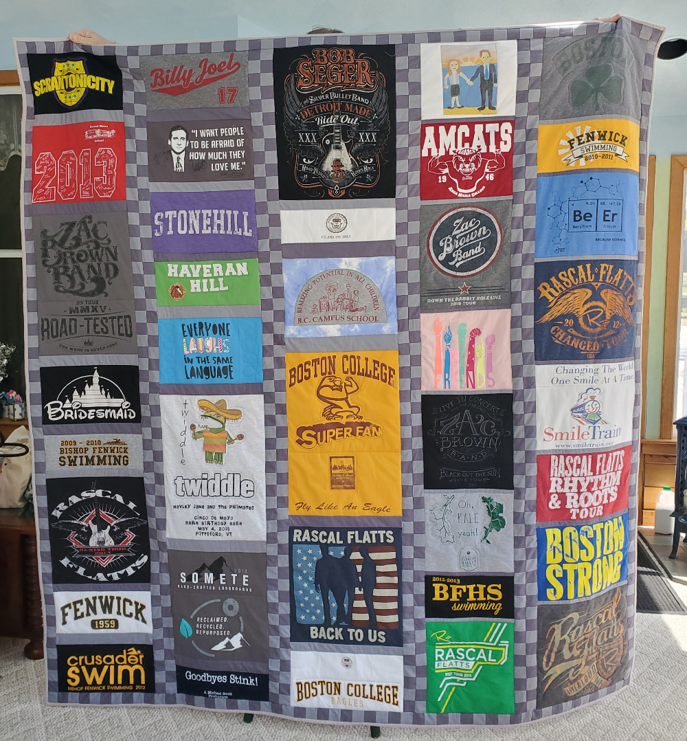 202104_gm_Debby Custom Order T-Shirt Quilt - Queen