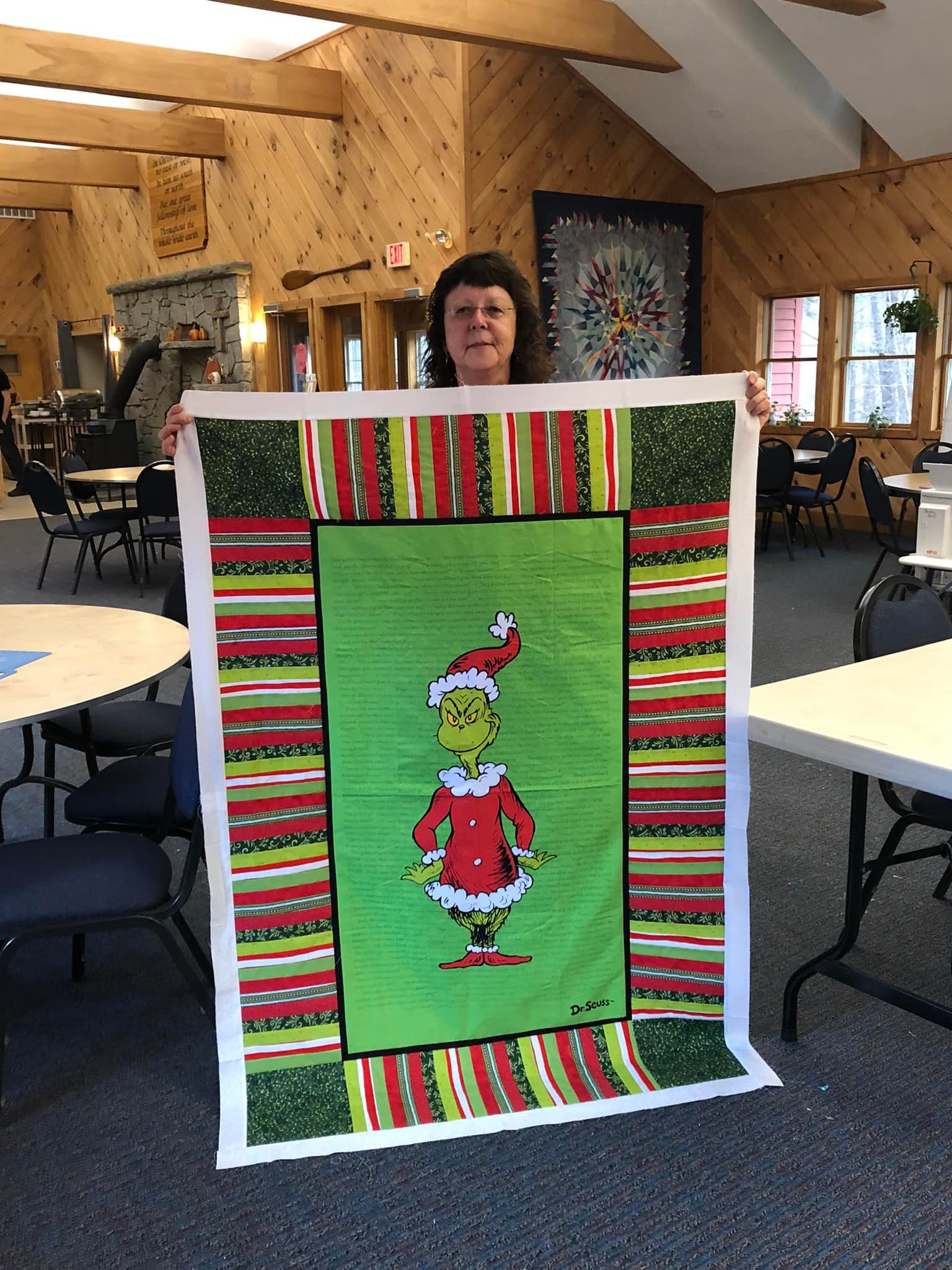 202111_r_Christa- Grinch
