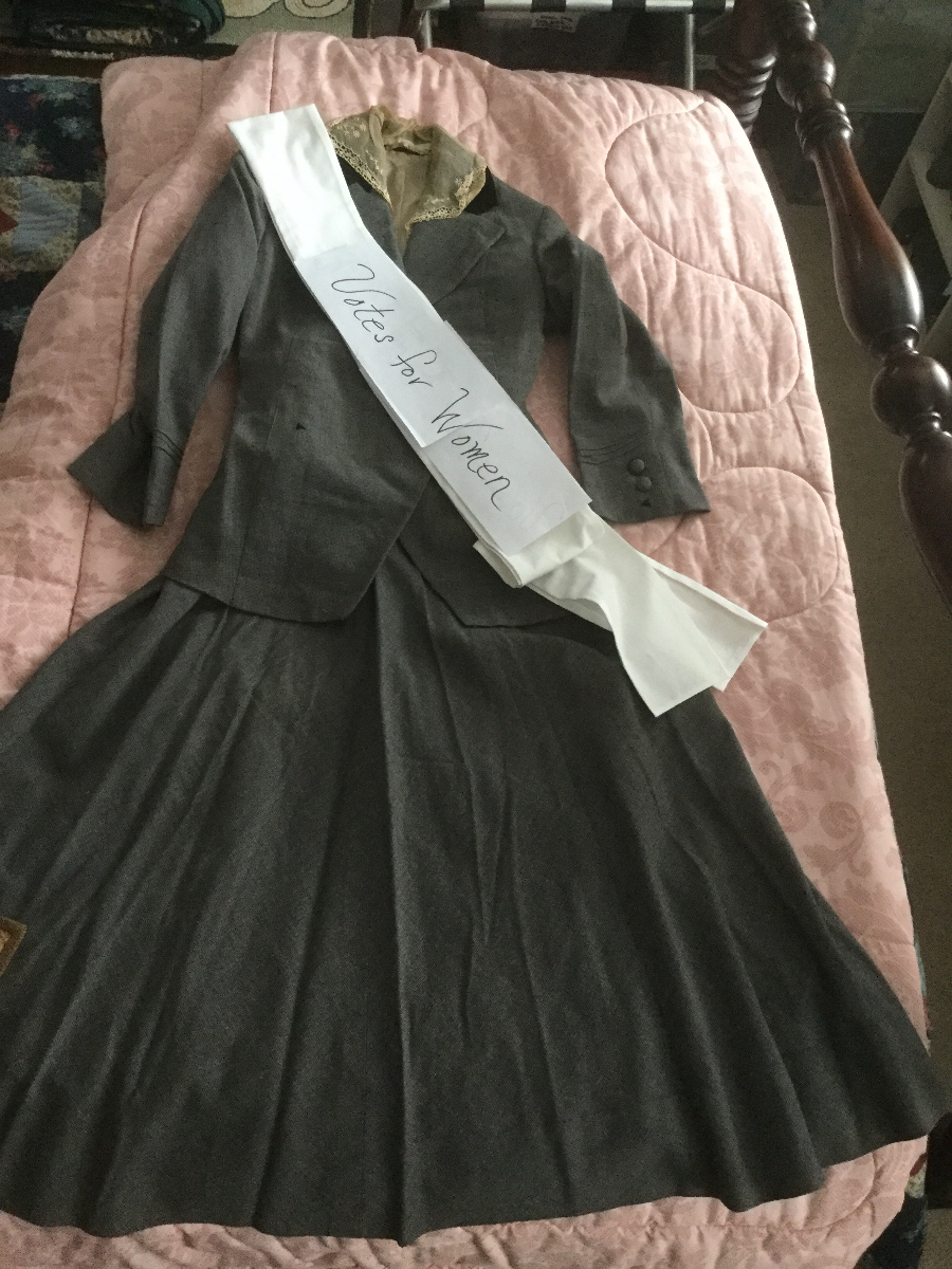 2021_bf_Bonnie Outfit
