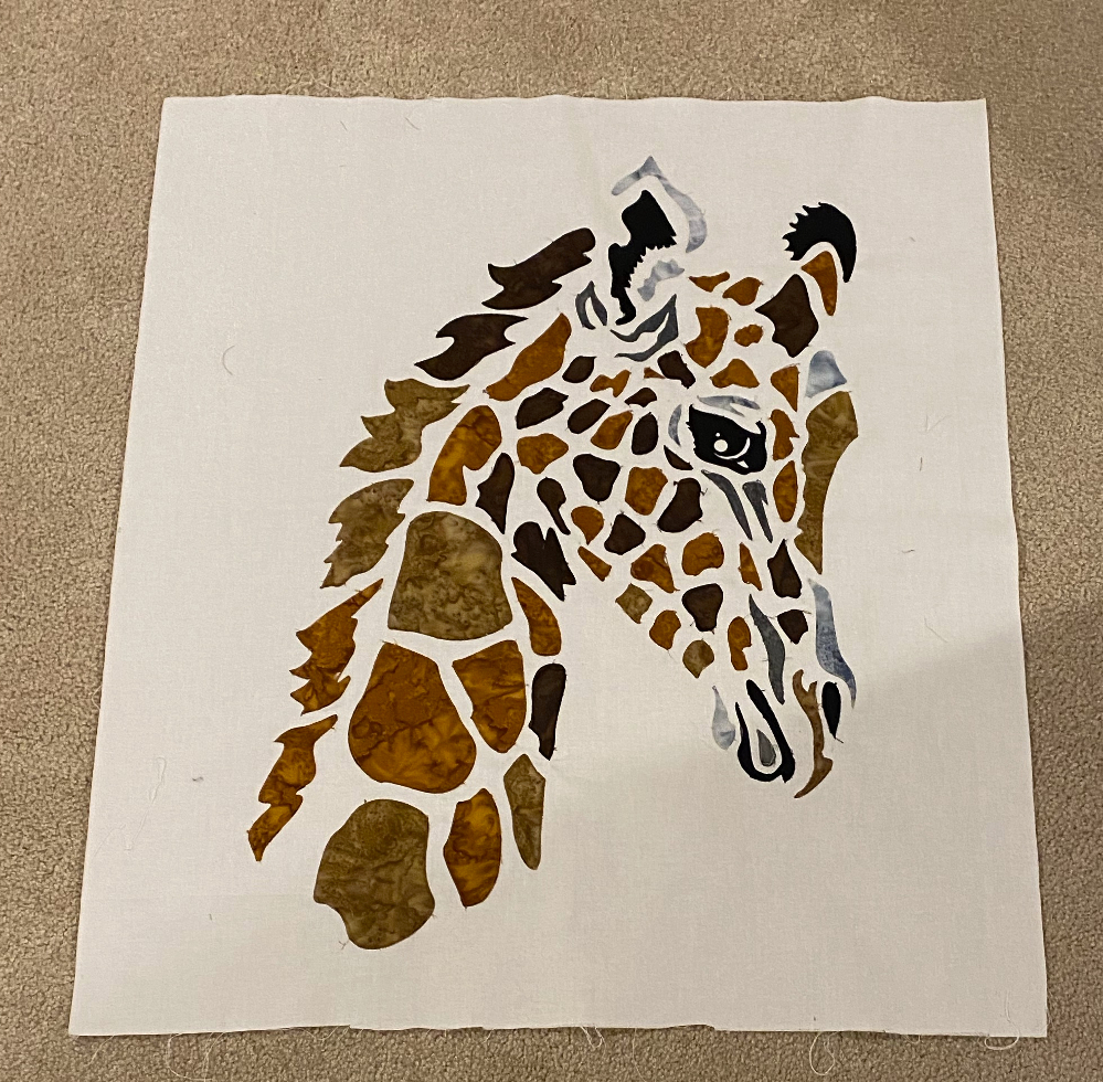 202201_gm_Chris R Giraffee