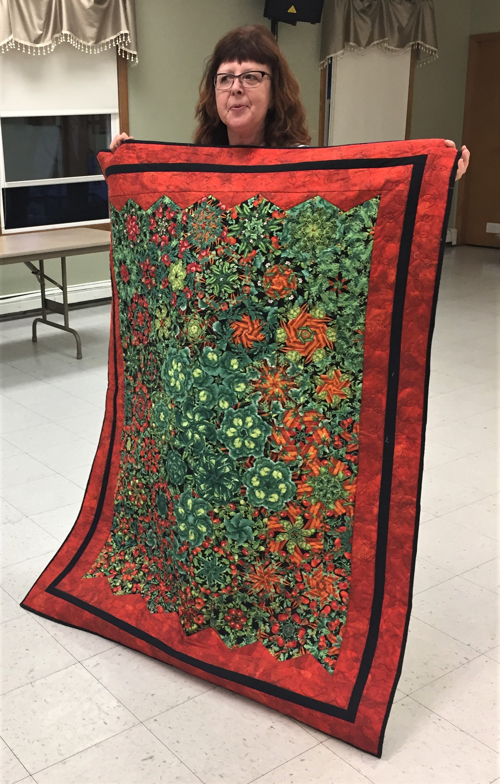 201906_st_Christa Six Patch Posey